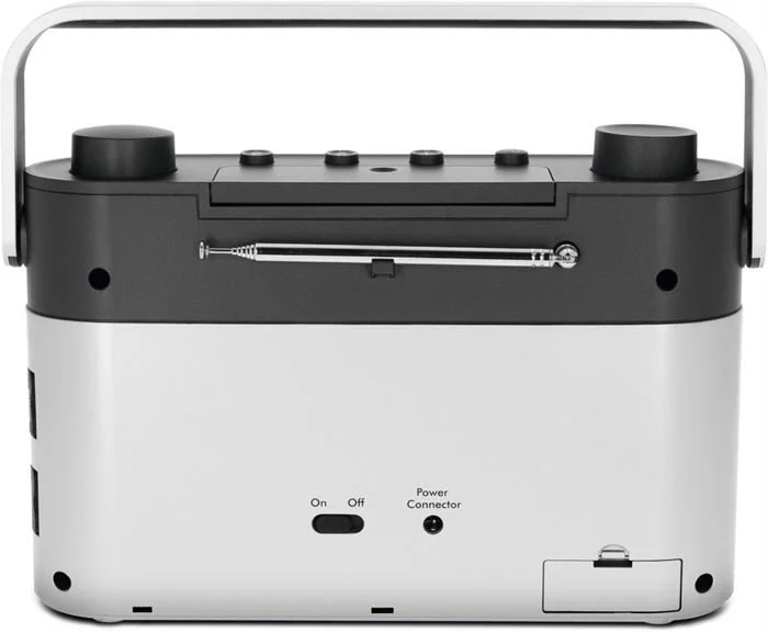 TechniSat TECHNIRADIO8 - DAB+/UKW/Stereo/Sprachansage (schwarz / Silber) 4 TechniSat TECHNIRADIO8 - DAB+/UKW/Stereo/Sprachansage (schwarz / Silber) – Bild 2