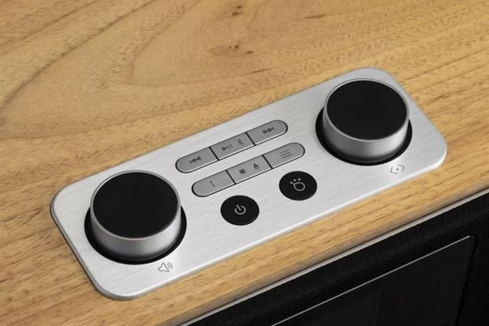 Roberts DAB+ Radio - BluTune 300 DAB+ BT (kirsch) 5 Roberts DAB+ Radio - BluTune 300 DAB+ BT (kirsch) – Bild 3